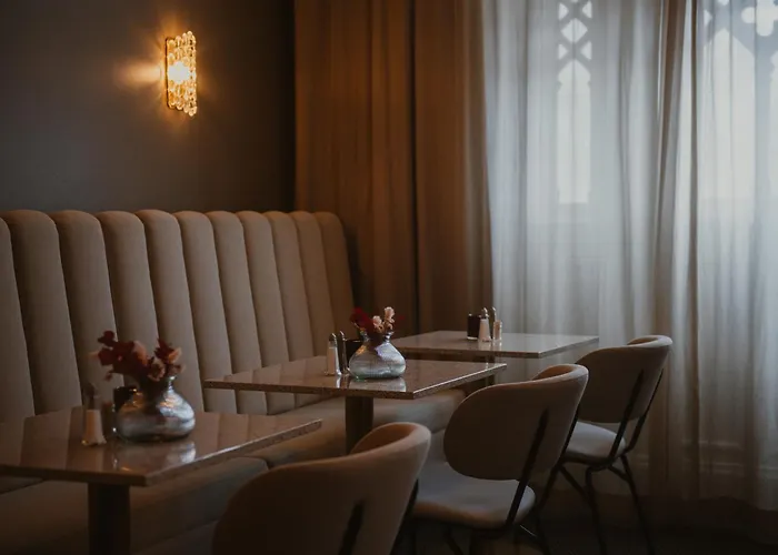 Home Hotel Christian IV